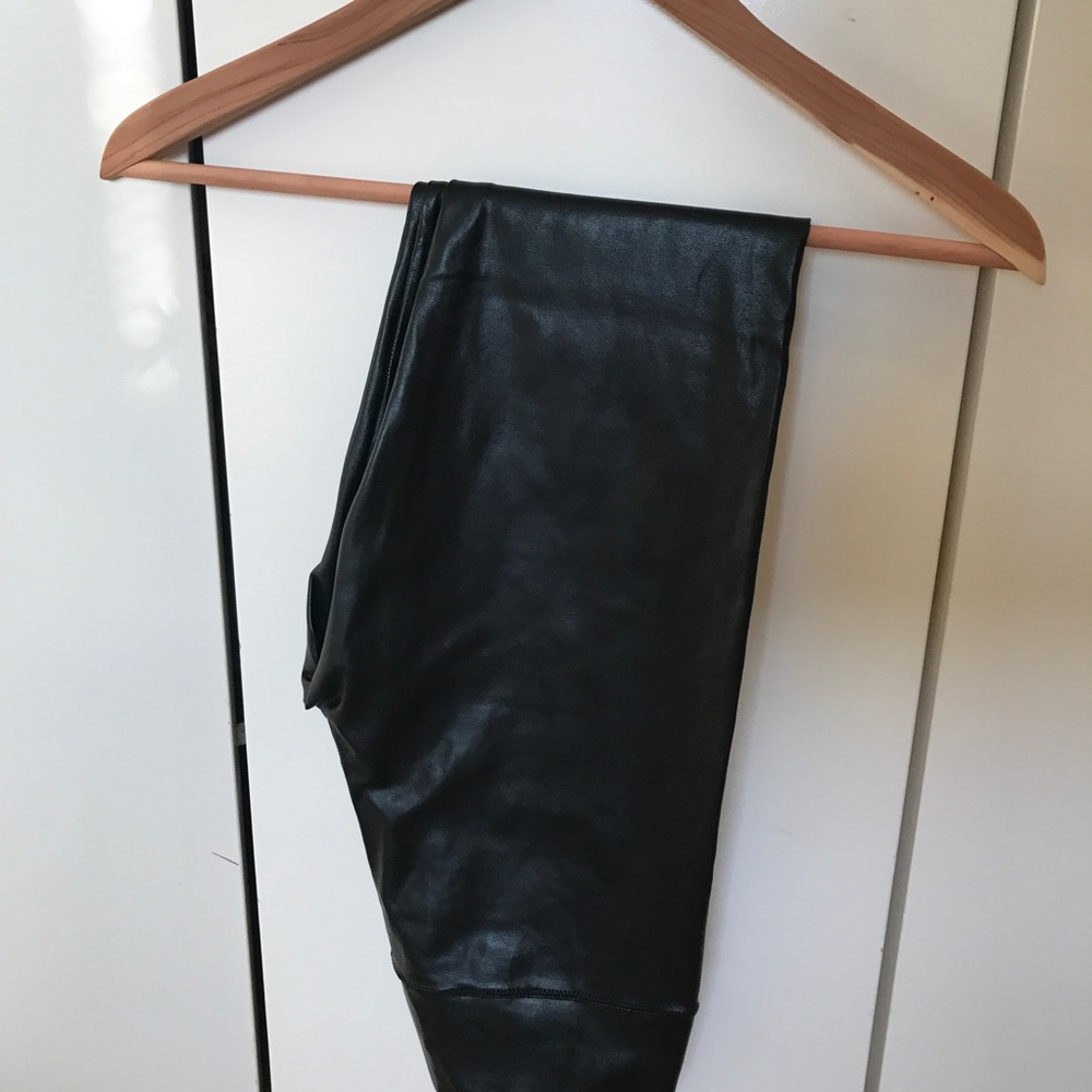 Leather stretchy pants